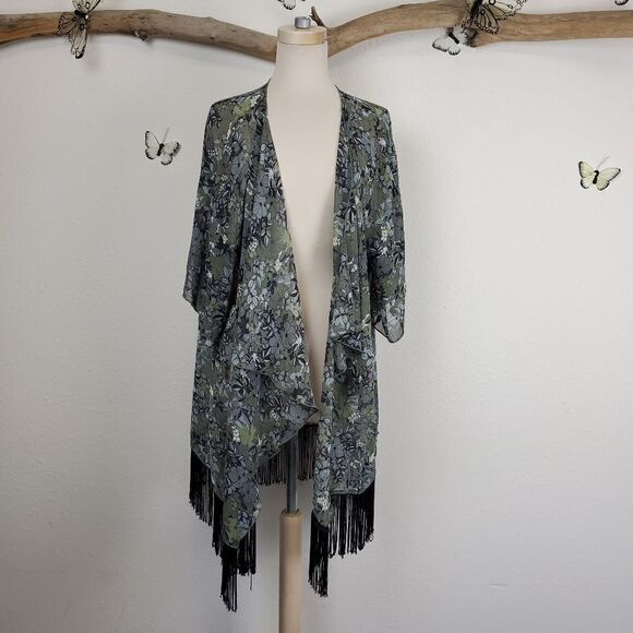 Lularoe monroe grays and green floral black fringe - Picture 1 of 6